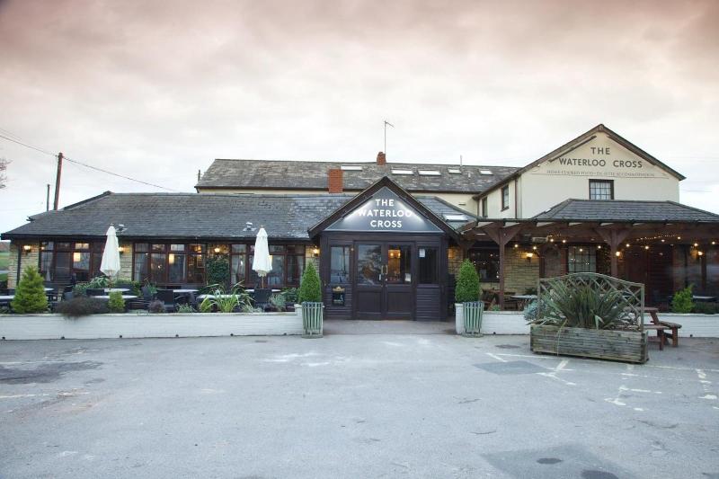 Waterloo Cross by Marstons Inns - Genel