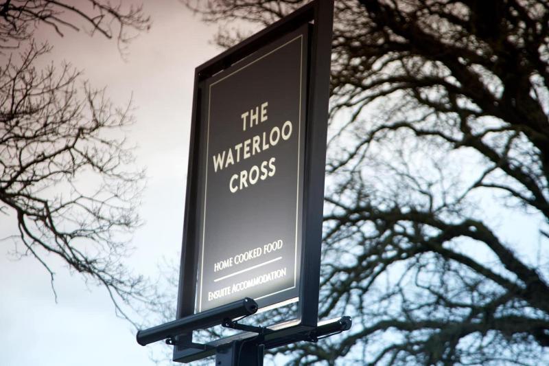 Waterloo Cross by Marstons Inns - Genel