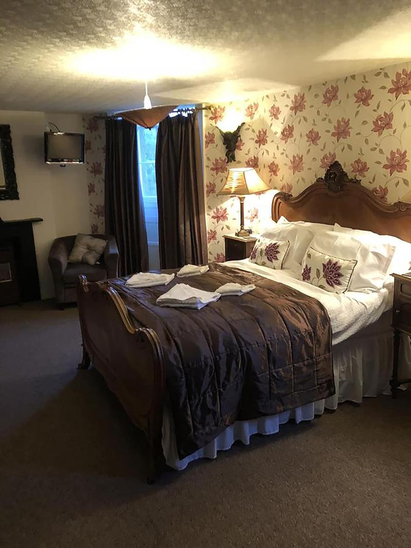 The Oakeley Arms Hotel - Oda