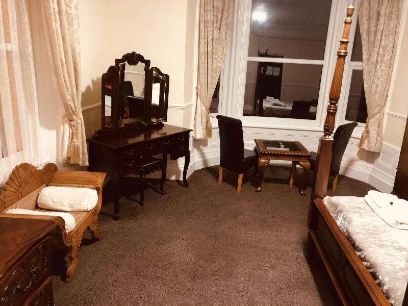 The Manor Hotel - Oda