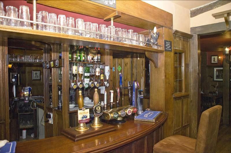 The White Hart Hotel - Bar