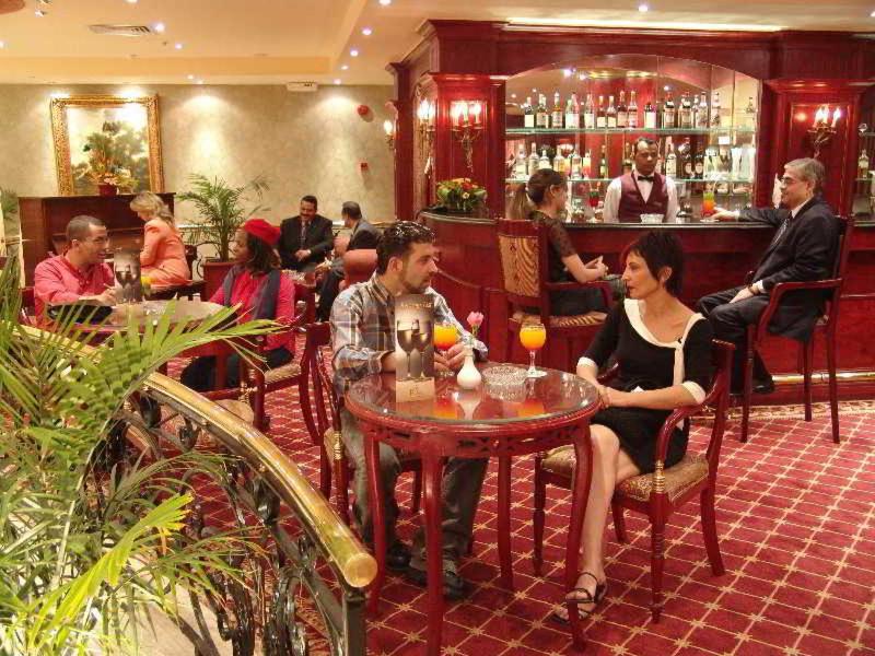 Pyramisa Suites Hotel Cairo - Bar