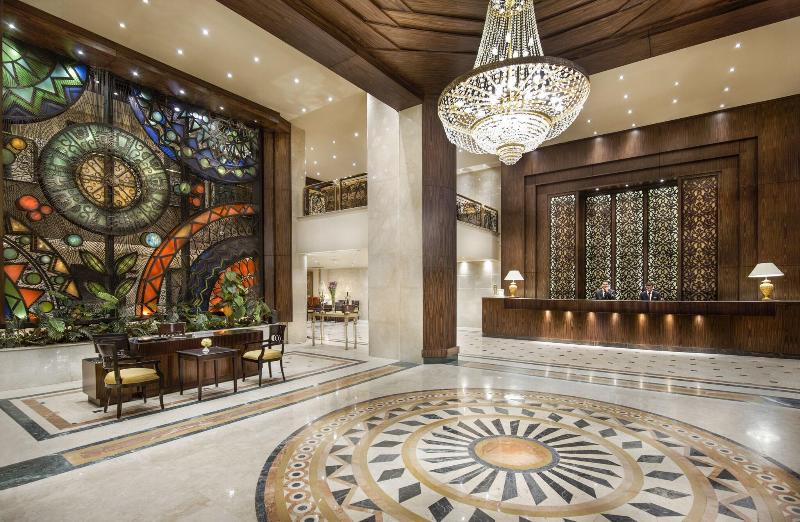 Pyramisa Suites Hotel Cairo - Lobi