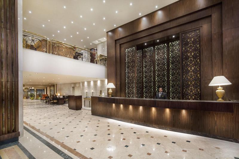 Pyramisa Suites Hotel Cairo - Lobi