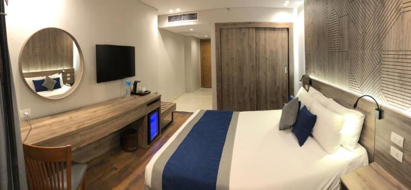 Pyramisa Suites Hotel Cairo - Oda
