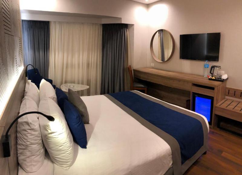 Pyramisa Suites Hotel Cairo - Oda