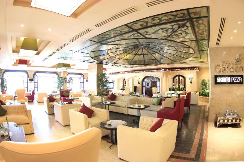 Pyramisa Suites Hotel Cairo - Restoran