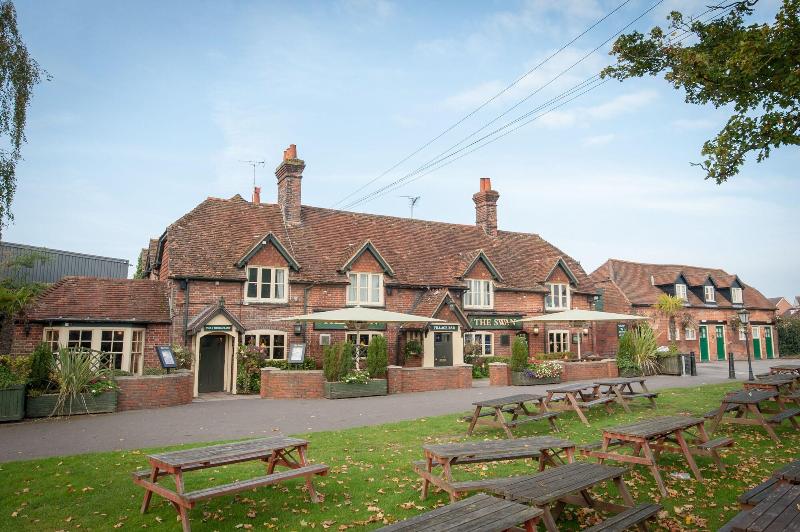 The Swan by Marstons Inns - Genel