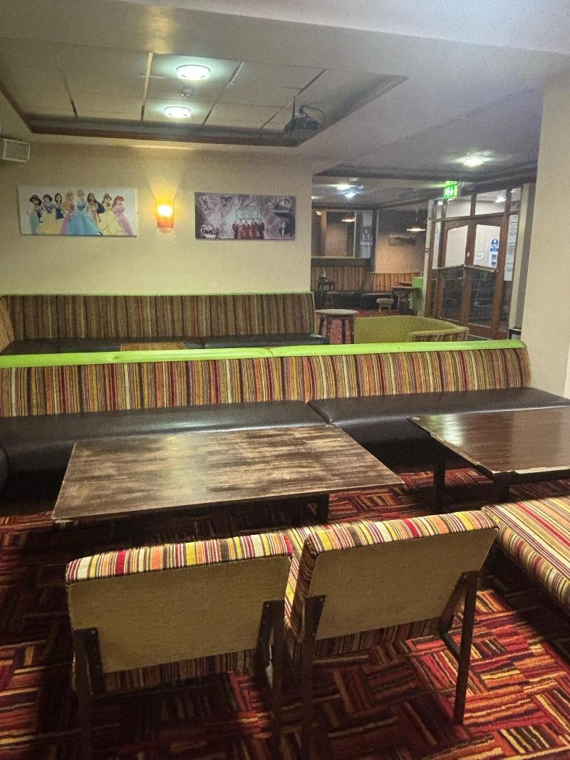 The Lawton Hotel - Bar