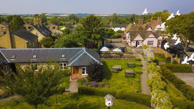 Red Lion Hinxton - Genel