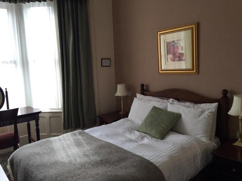 Salisbury House Hotel - Oda