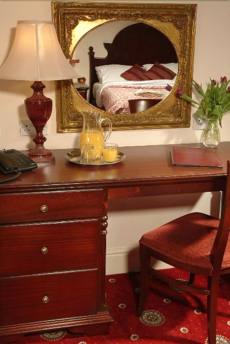 Salisbury House Hotel - Oda