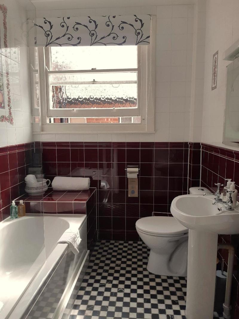 Telstar Guest House - Oda