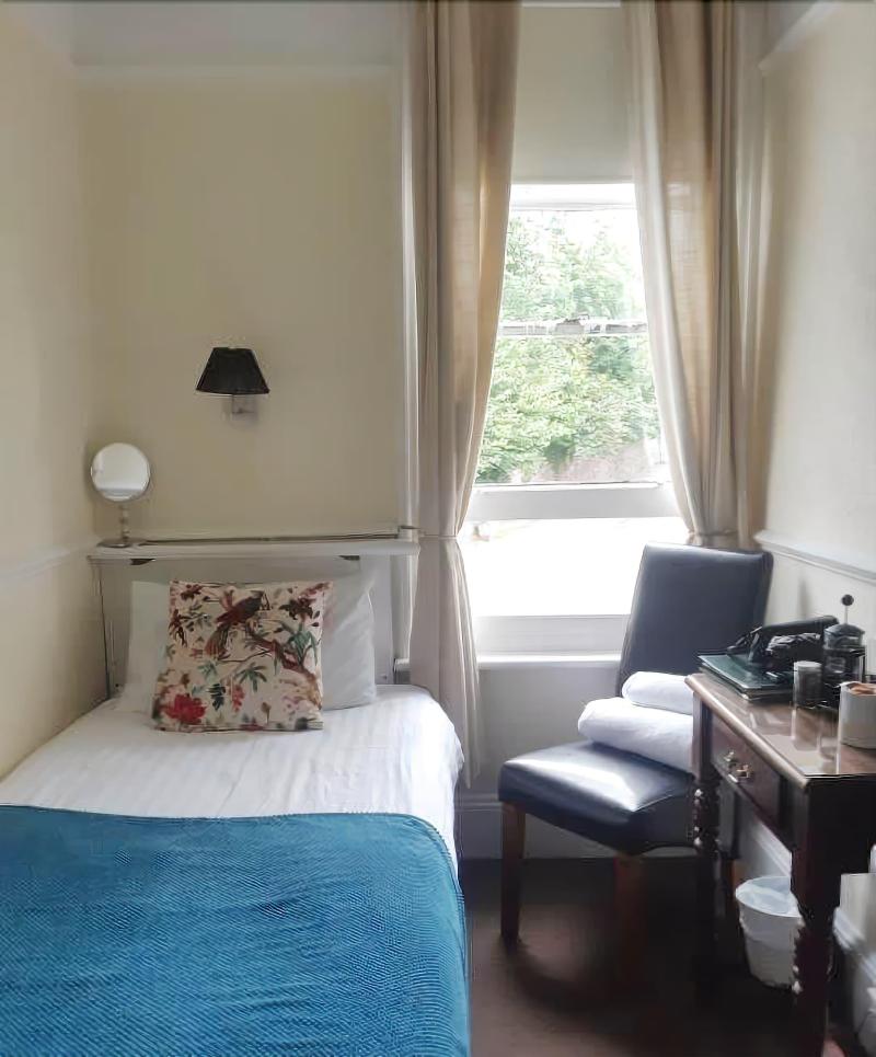 Telstar Guest House - Oda