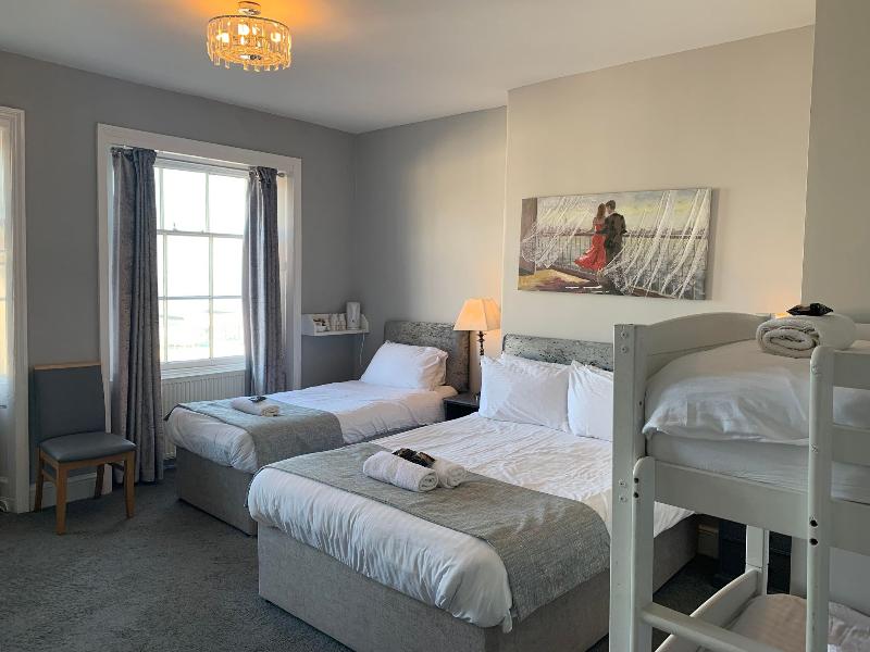 The Jubilee Hotel West - Oda
