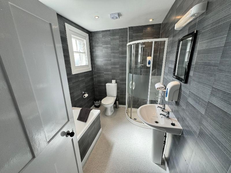 The Jubilee Hotel West - Oda