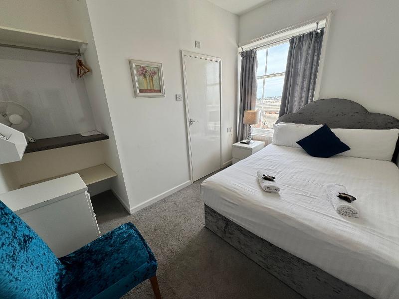 The Jubilee Hotel West - Oda