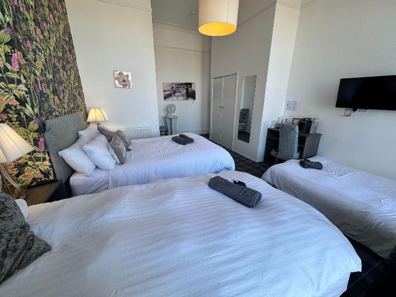 The Jubilee Hotel West - Oda