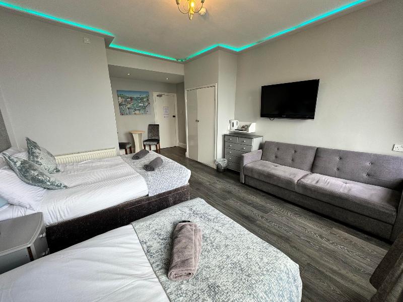 The Jubilee Hotel West - Oda