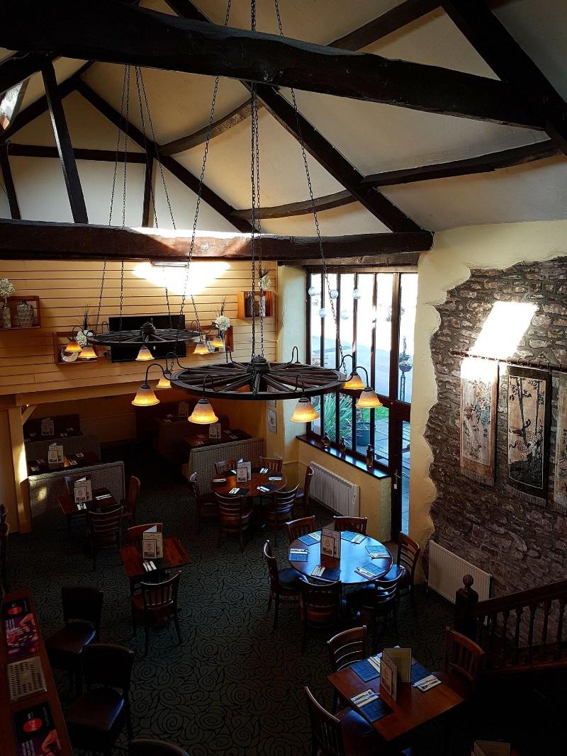 The Old Barn Inn - Restoran