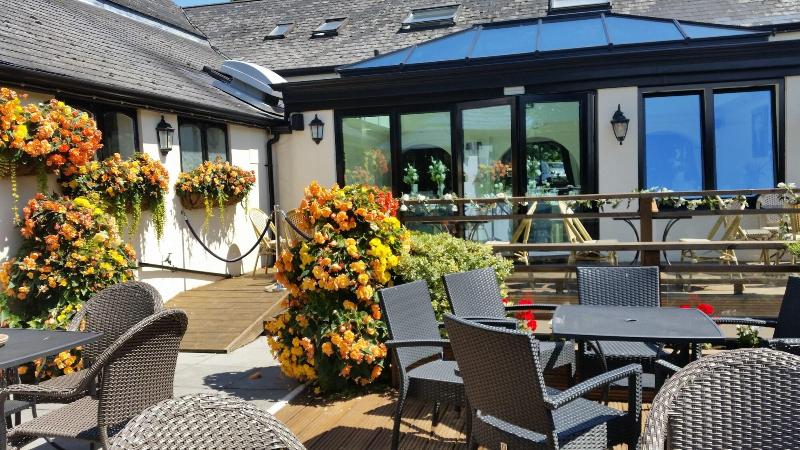 The Old Barn Inn - Teras