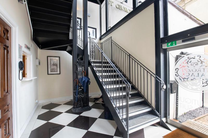 Strozzi Palace Luxury Boutique Suites - Lobi