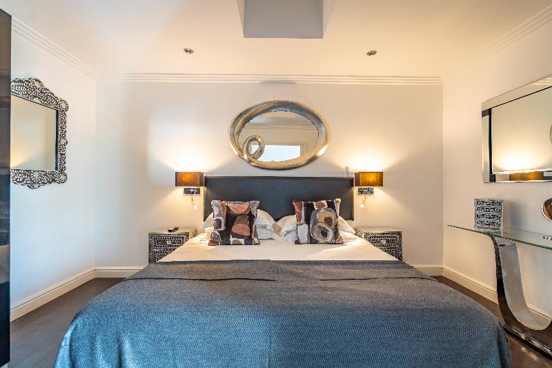 Strozzi Palace Luxury Boutique Suites - Oda