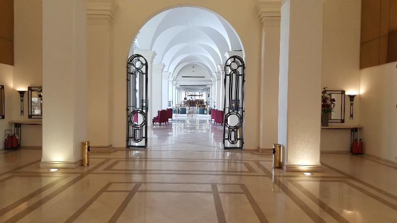 Pyramids Park Resort - Lobi