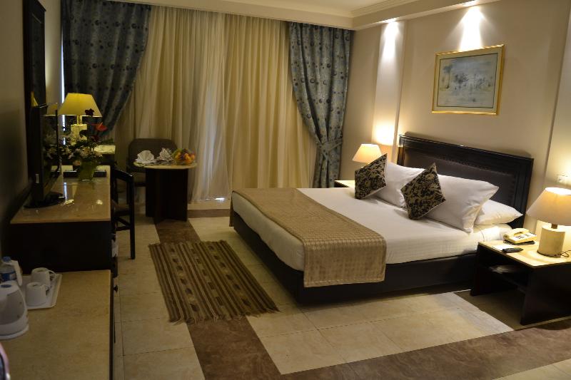 Pyramids Park Resort - Oda