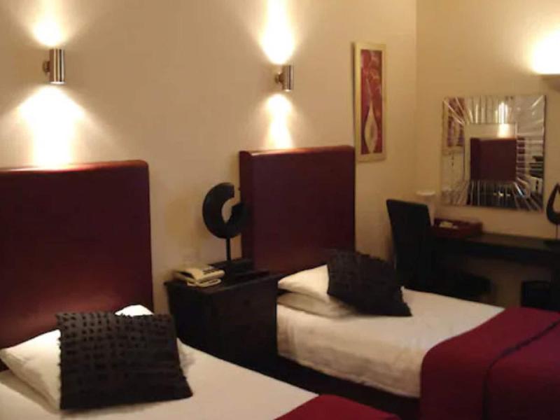 Sandyford Hotel - Oda