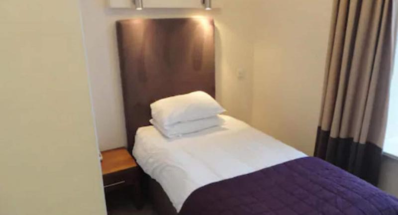 Sandyford Hotel - Oda