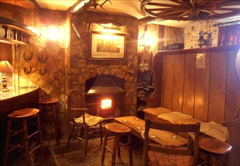 The Hunters Rest Inn - Bar