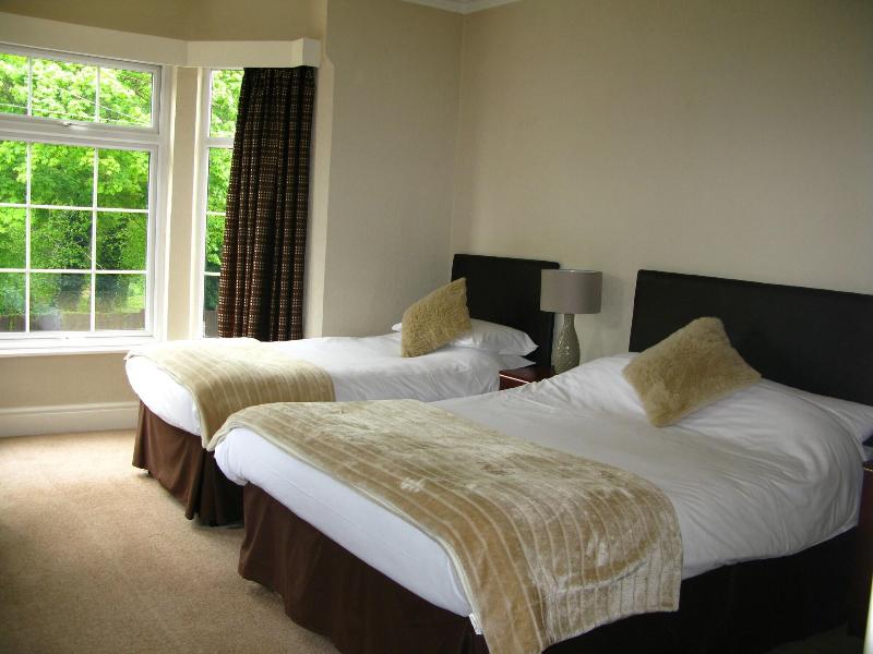 Abbey Grange Hotel - Oda