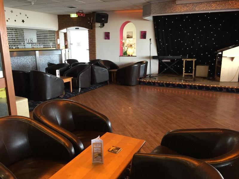 Lyndene Hotel - Lobi