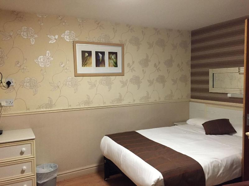 Lyndene Hotel - Oda