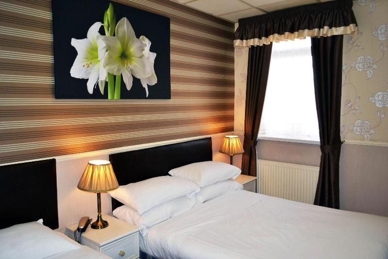 Lyndene Hotel - Oda