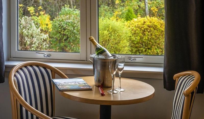 Pinehurst Lodge Hotel - Oda