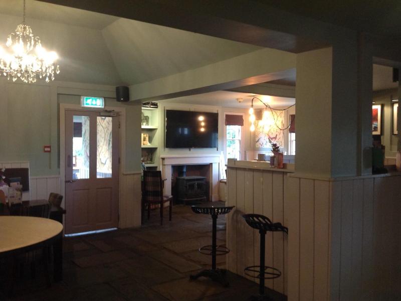 The Old Red Lion Inn - Bar
