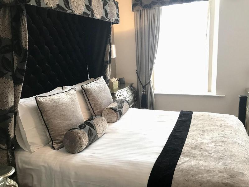 Ennios Boutique Hotel Rooms - Oda