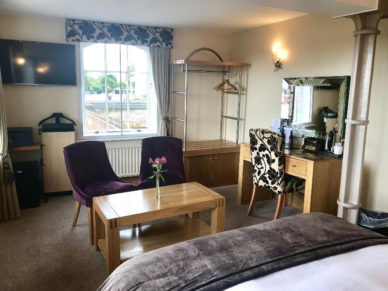 Ennios Boutique Hotel Rooms - Oda
