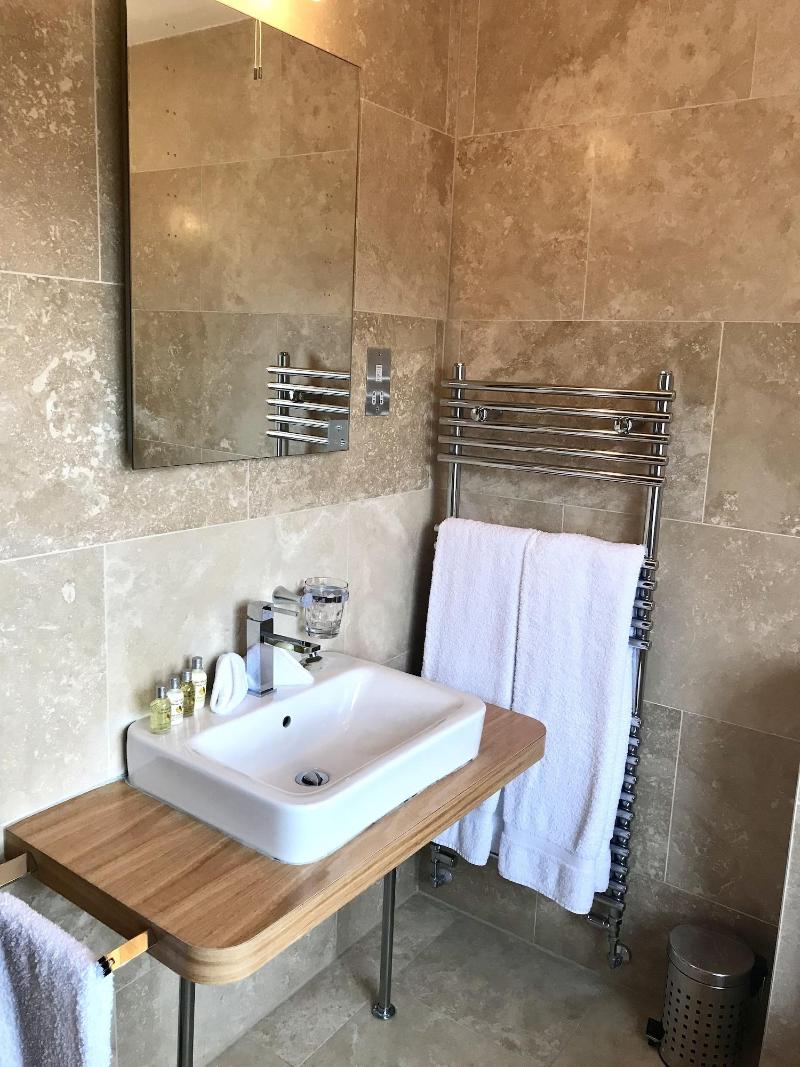 Ennios Boutique Hotel Rooms - Oda