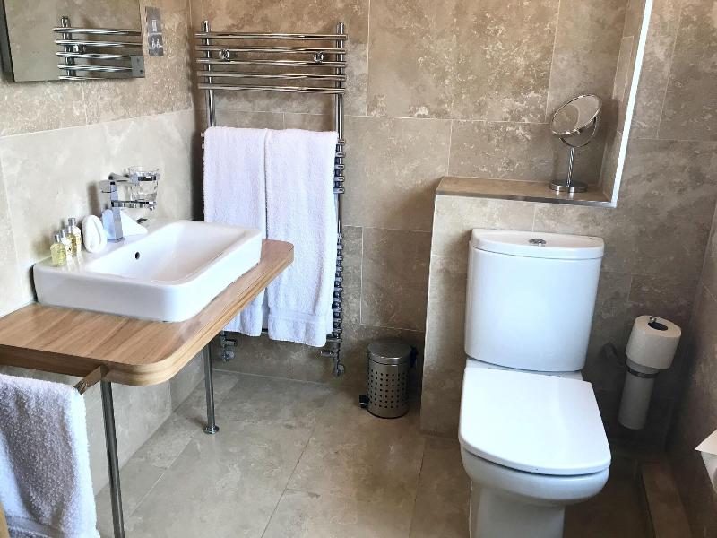 Ennios Boutique Hotel Rooms - Oda