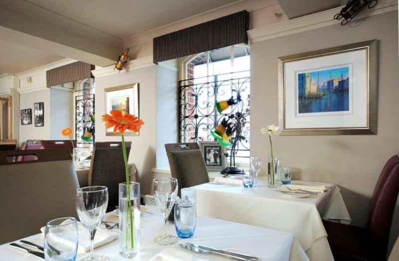 Ennios Boutique Hotel Rooms - Restoran