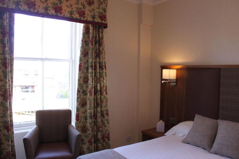 Mackays Hotel - Oda