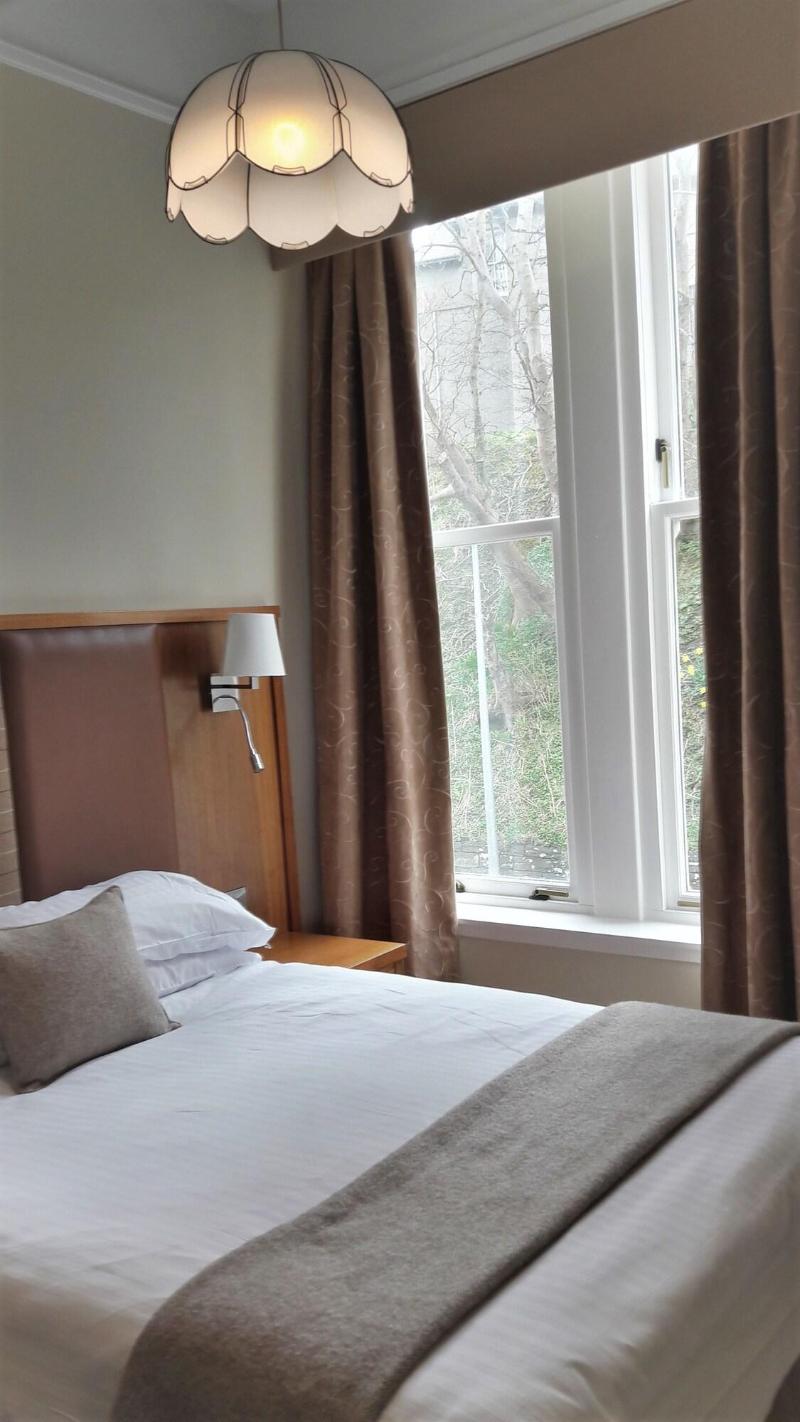 Mackays Hotel - Oda