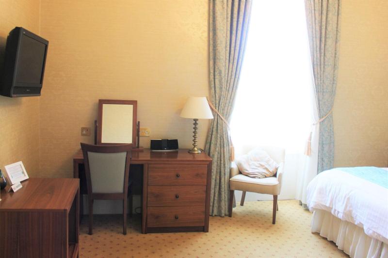 Mackays Hotel - Oda