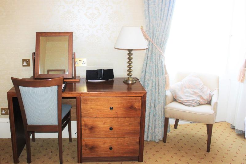 Mackays Hotel - Oda