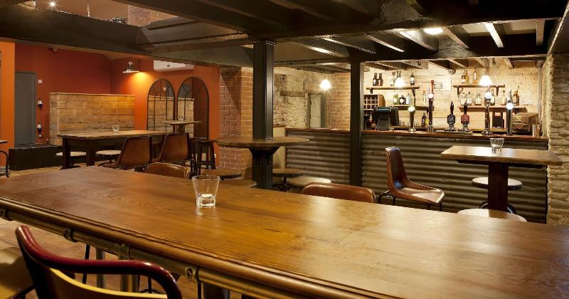 George Hotel - Bar