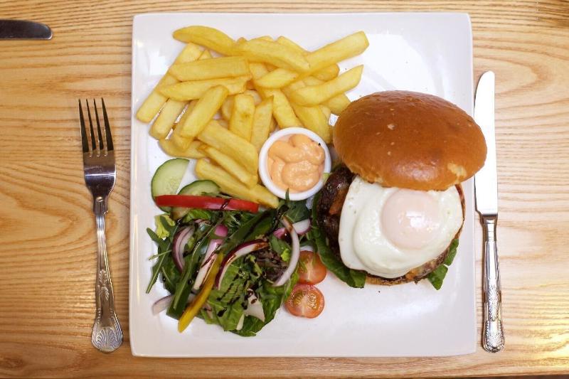 Globe Inn - Restoran