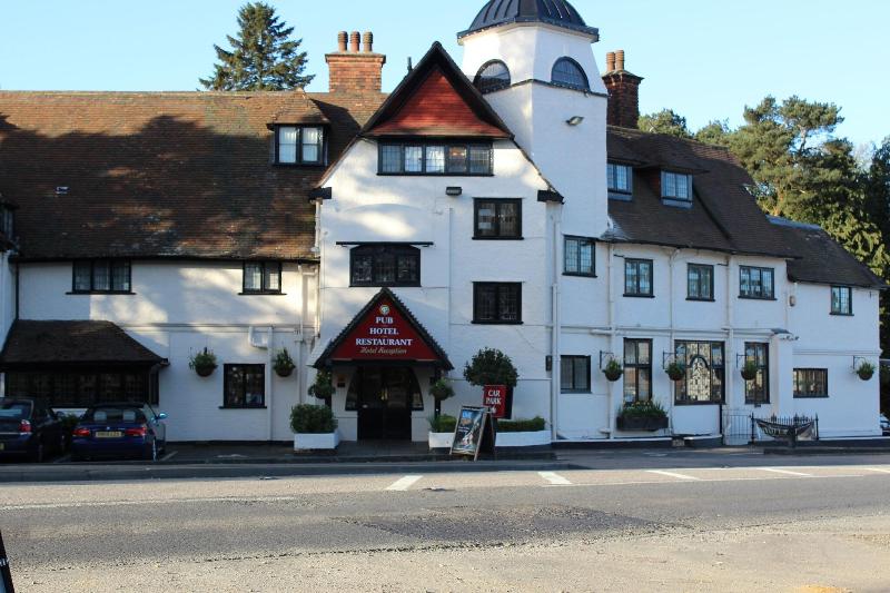 The Devil s Punchbowl Hotel - Genel